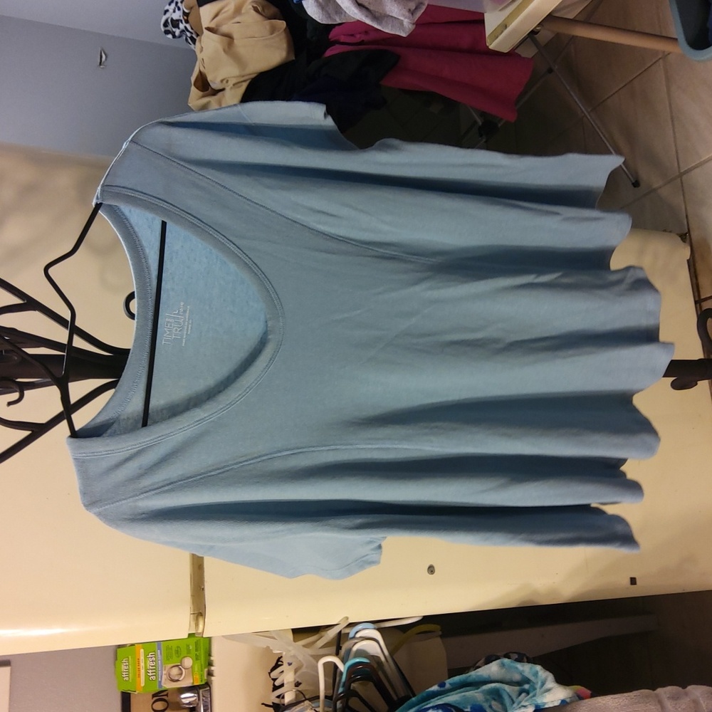 Time and Tru Women's Large Short Sleeve Shirt